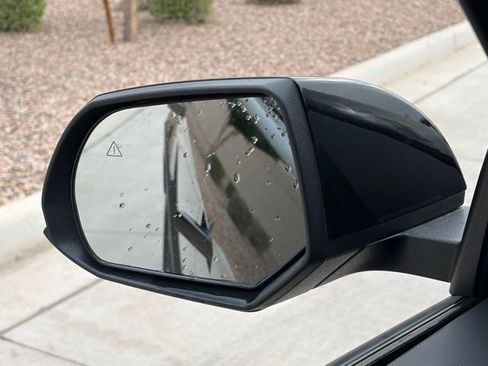 Used 2025 Hyundai Ioniq 5 SEL image 18