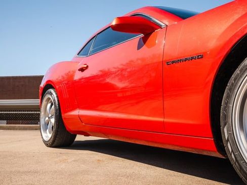 Used 2010 Chevrolet Camaro SS w/ RS Package image 24