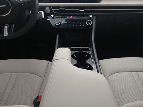 Certified 2025 Hyundai Sonata Limited image 11