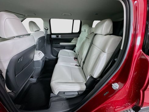 New 2026 Hyundai Santa Fe SEL FWD image 16
