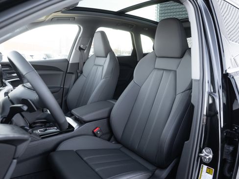 New 2025 Audi Q5 Premium Plus image 22