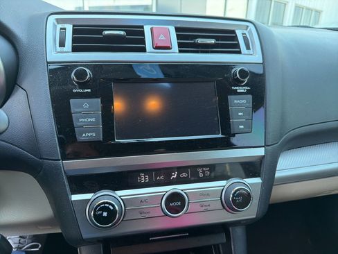 Used 2018 Subaru Outback 2.5i image 18