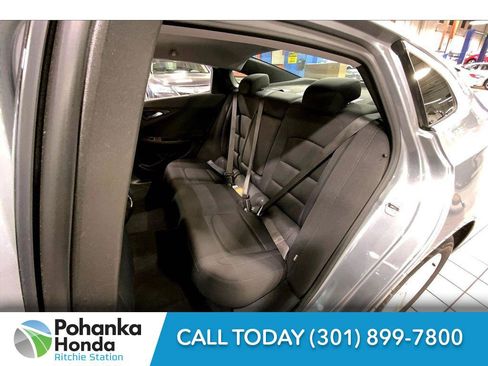 Used 2023 Chevrolet Malibu LT image 19