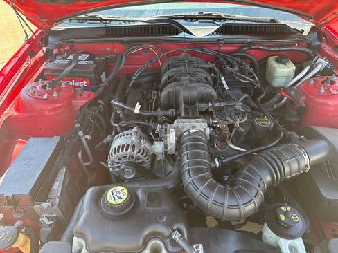 Used 2006 Ford Mustang Coupe image 17