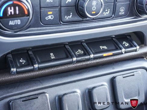 Used 2018 GMC Sierra 1500 SLT image 42