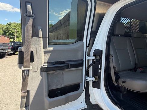 Used 2019 Ford F550 4x4 SuperCab Super Duty image 48