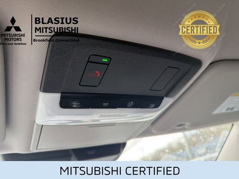Used 2023 Mitsubishi Outlander 4WD Plug-In Hybrid image 22