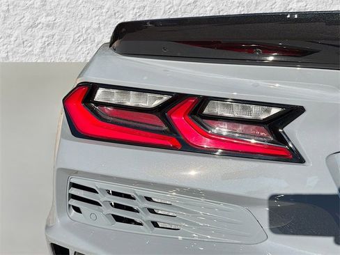 Used 2025 Chevrolet Corvette E-Ray w/ Stealth Interior Trim Package image 10