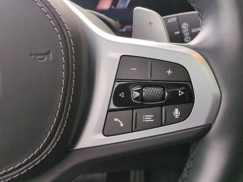 Certified 2023 BMW X7 xDrive40i w/ M Sport Package image 27