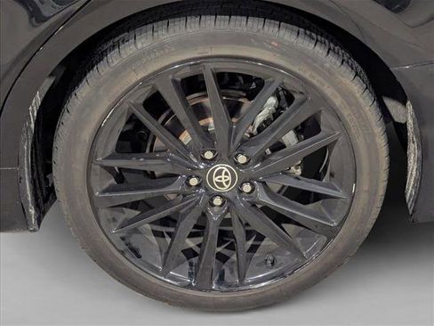 Used 2021 Toyota Camry XSE FWD image 6