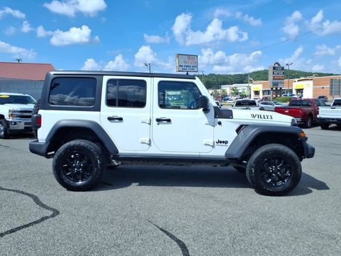 Used 2020 Jeep Wrangler Unlimited Sport AWD/4WD image 8