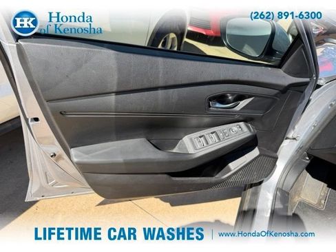 Used 2025 Honda Accord LX image 5