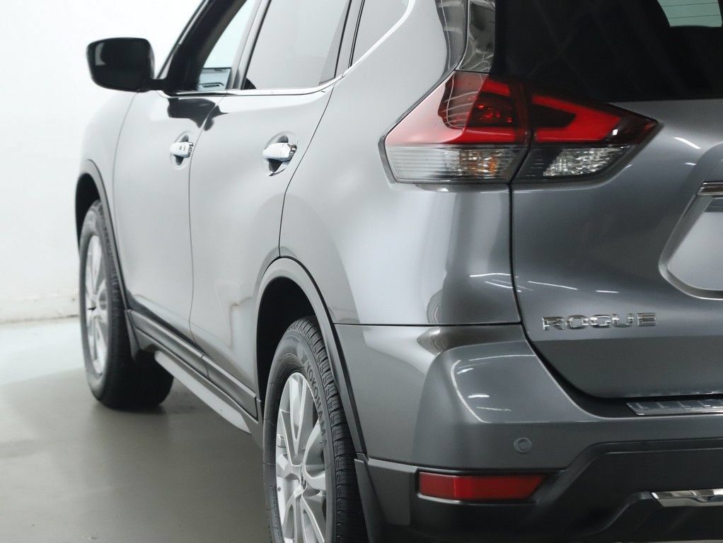 Used 2020 Nissan Rogue SV AWD/4WD image 42