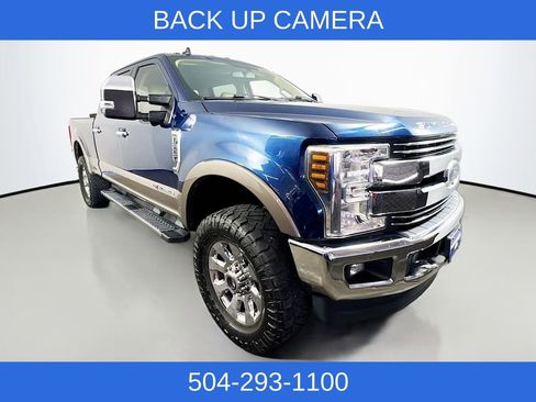 Used 2019 Ford F250 Lariat w/ Chrome Package image 3