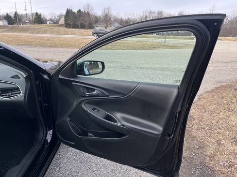 Used 2021 Chevrolet Malibu LT w/ Leather Package image 33