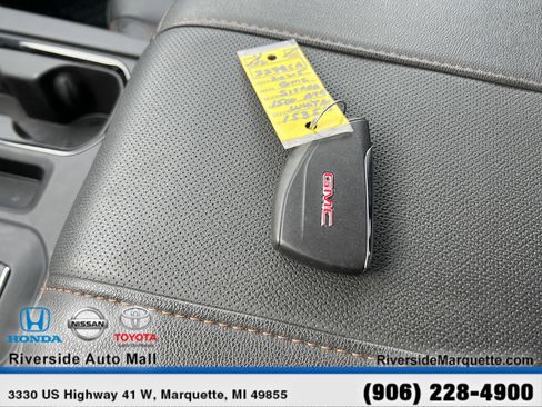 Used 2025 GMC Sierra 1500 AT4 w/ AT4 Preferred Package image 28