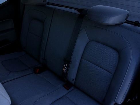 Used 2018 GMC Canyon 2WD Crew Cab w/ Convenience Package image 15