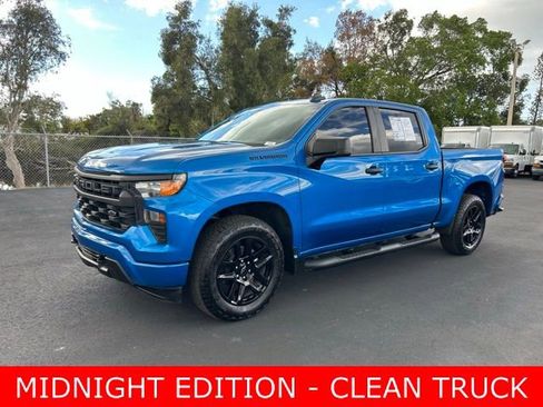 Used 2024 Chevrolet Silverado 1500 Custom w/ Turbomax Blackout Package image 3