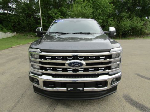 New 2026 Ford F250 Lariat w/ Lariat Premium Package AWD/4WD image 7