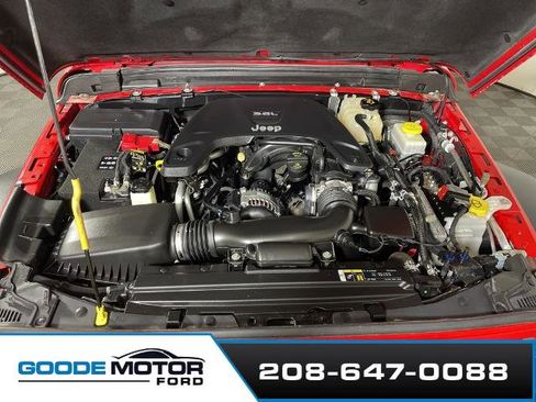 Used 2020 Jeep Wrangler Sport image 31