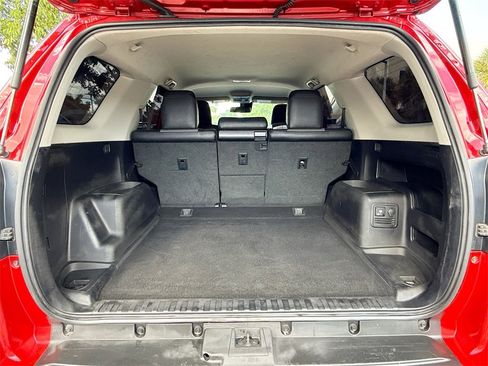 Used 2021 Toyota 4Runner SR5 Premium image 28