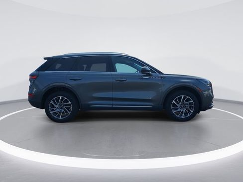 Used 2022 Lincoln Corsair AWD w/ Equipment Group 101A image 9