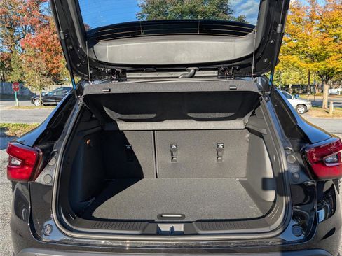 New 2026 Chevrolet Trax RS w/ Driver Confidence Package image 8