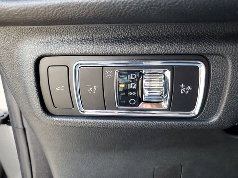 New 2026 Lincoln Corsair Premiere image 14