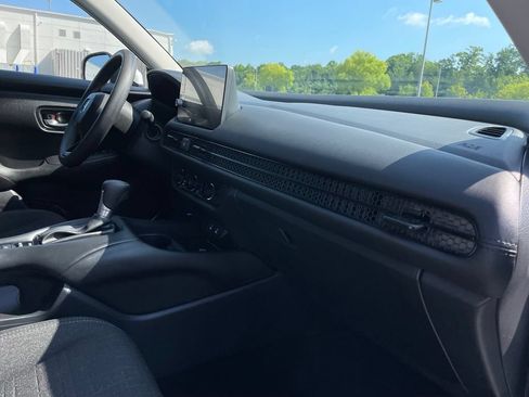 Used 2026 Honda HR-V LX image 33