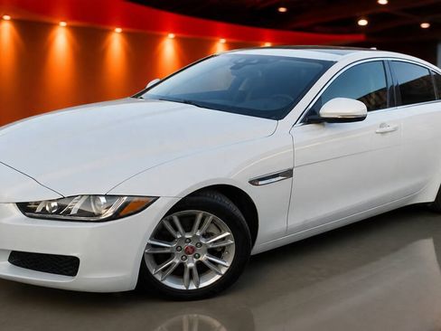 Used 2017 Jaguar XE Premium RWD image 1