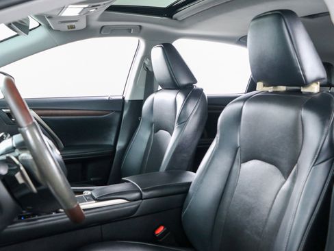 Used 2022 Lexus RX 350 FWD w/ Premium Package image 26