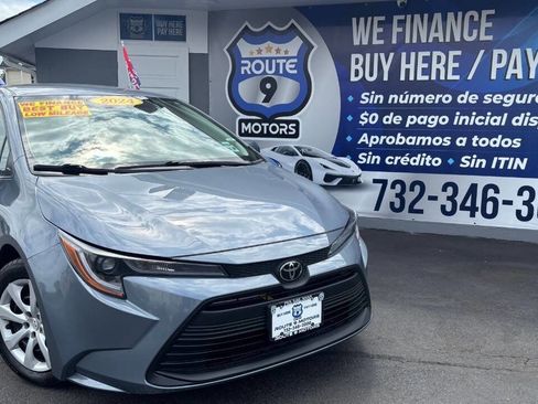 Used 2024 Toyota Corolla LE image 1