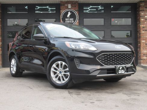Used 2022 Ford Escape SE w/ Convenience Package AWD/4WD image 1