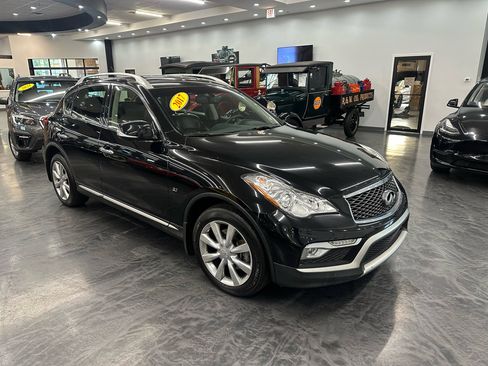 Used 2017 INFINITI QX50 AWD w/ Premium Plus Package image 3