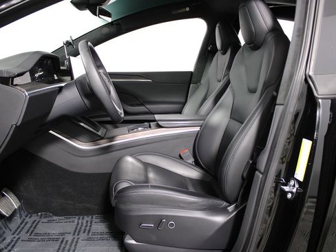 Used 2024 Tesla Model X AWD/4WD image 8