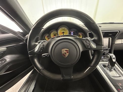 Used 2014 Porsche 911 Turbo S image 14