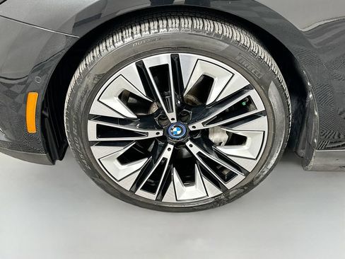 Used 2024 BMW i5 eDrive40i w/ Convenience Package RWD image 32