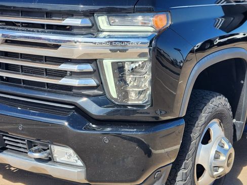 Used 2022 Chevrolet Silverado 3500 High Country w/ Safety Package II AWD/4WD image 8