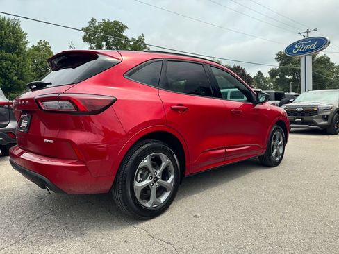 Used 2024 Ford Escape ST-Line w/ Tech Pack #1 AWD/4WD image 5