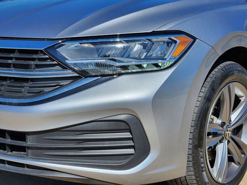 Used 2024 Volkswagen Jetta SE image 10