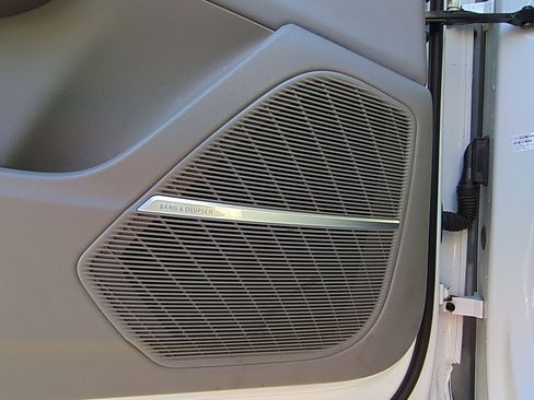 Used 2022 Audi Q7 Premium Plus image 16