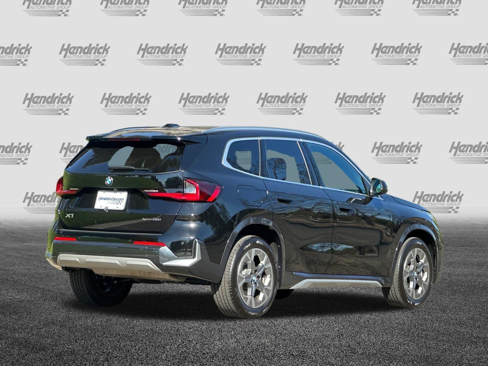 Used 2026 BMW X1 xDrive28i w/ Convenience Package AWD/4WD image 5
