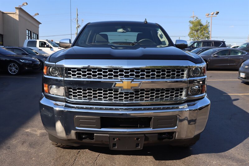 Used 2019 Chevrolet Silverado 2500 W/T w/ Snow Plow Prep Package AWD/4WD image 2