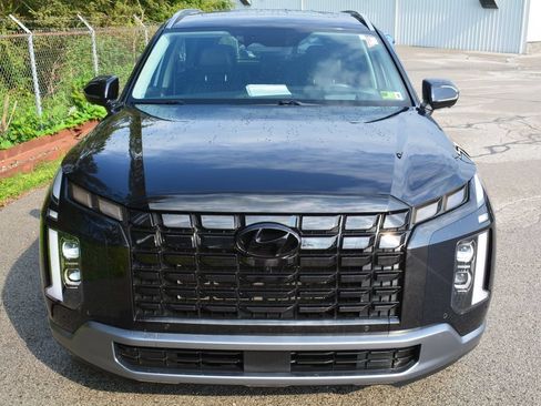 Used 2024 Hyundai Palisade Limited AWD/4WD image 2