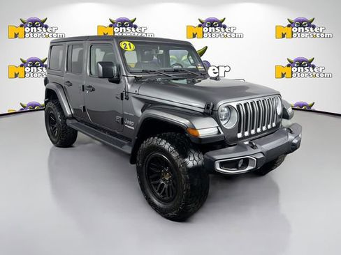 Used 2021 Jeep Wrangler Unlimited Sahara w/ Uconnect 4C Nav & Sound Group AWD/4WD image 3