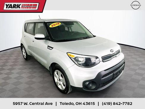 Used 2018 Kia Soul FWD image 1