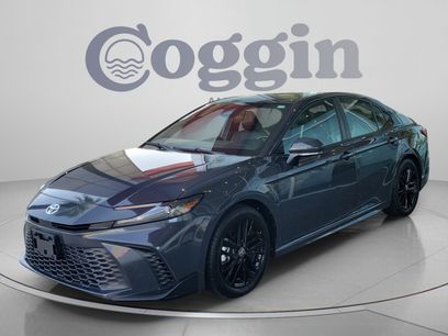 Used 2025 Toyota Camry SE