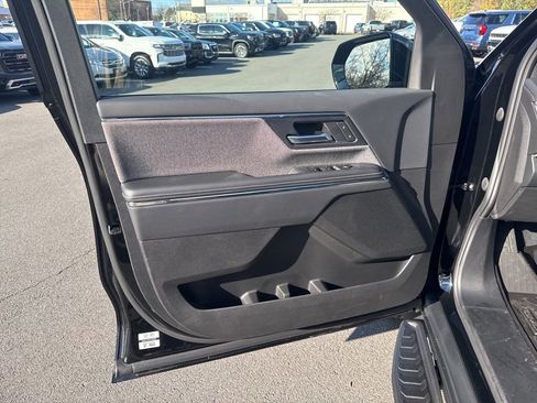 New 2026 GMC Sierra EV Elevation w/ LPO, Elevation Dark Package image 19