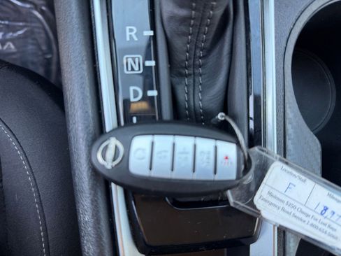 Used 2025 Nissan Altima 2.5 SV image 24