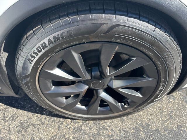 Used 2022 Tesla Model X AWD/4WD image 28